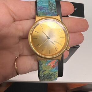 Kokomo Gold Smartwatch with Black and Blue Strap